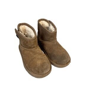 UGG Boots Kids Size 11 Brown Suede Shearling Lined Ankle Winter‎ 1118890T